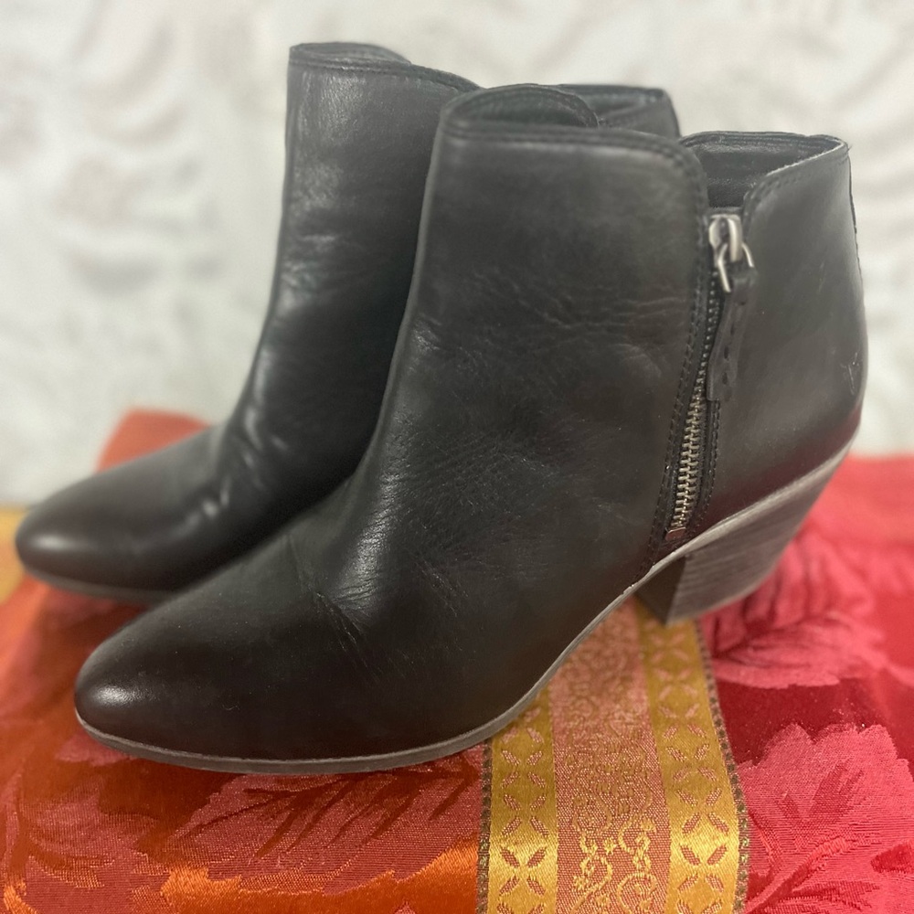 Women Frye Judith Boots